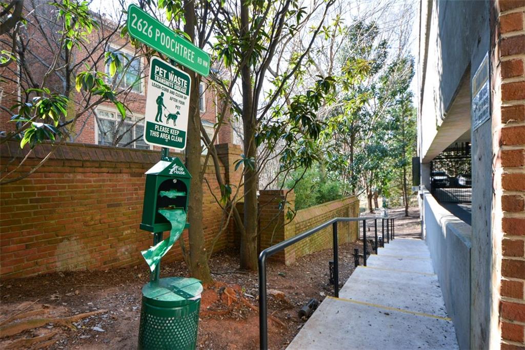 2626 PEACHTREE Road NW Unit 607
