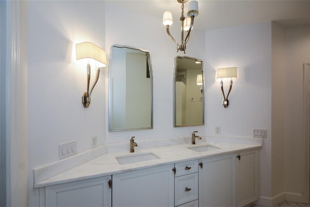 2626 PEACHTREE Road NW Unit 607