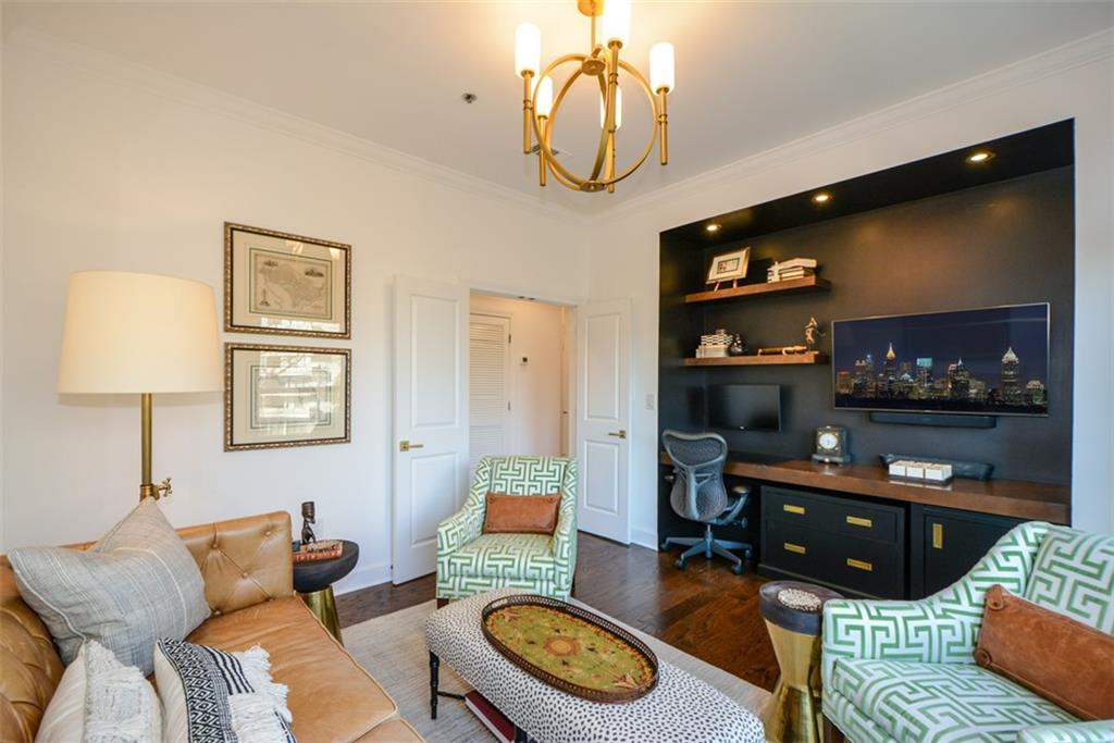 2626 PEACHTREE Road NW Unit 607