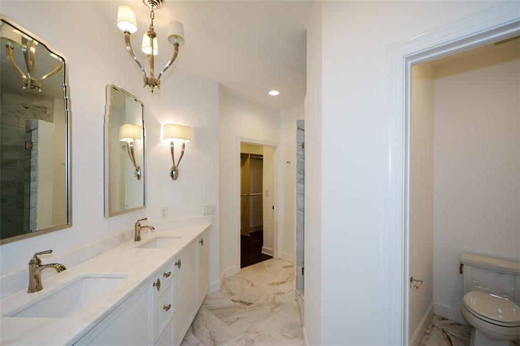 2626 PEACHTREE Road NW Unit 607