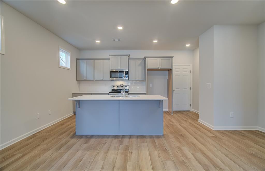 4635 Blake Loop