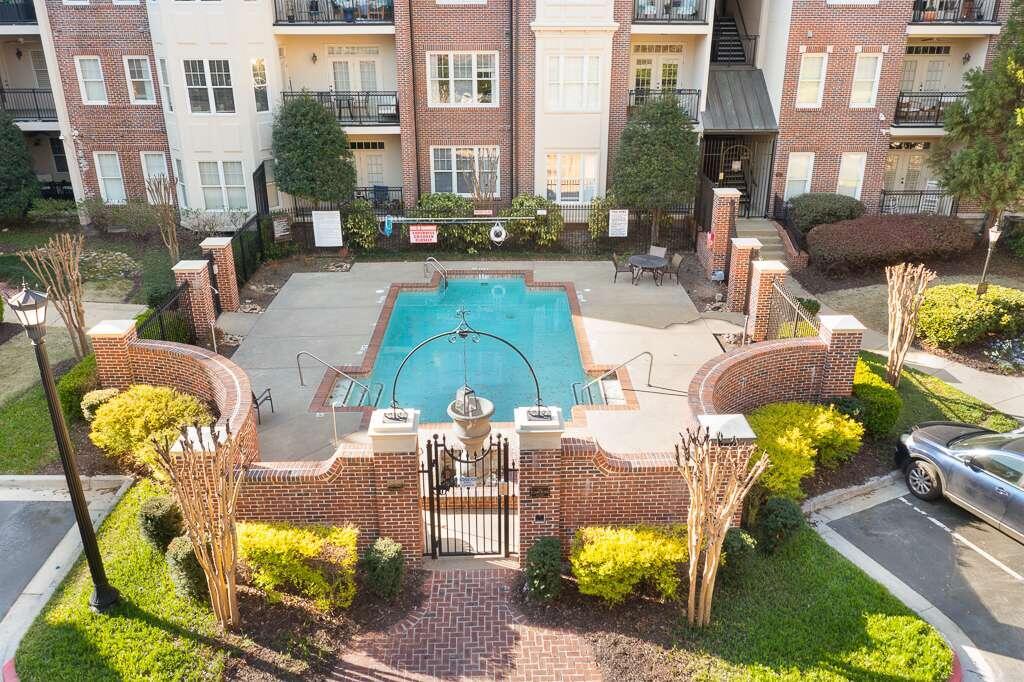 825 Highland Lane NE Unit 1309