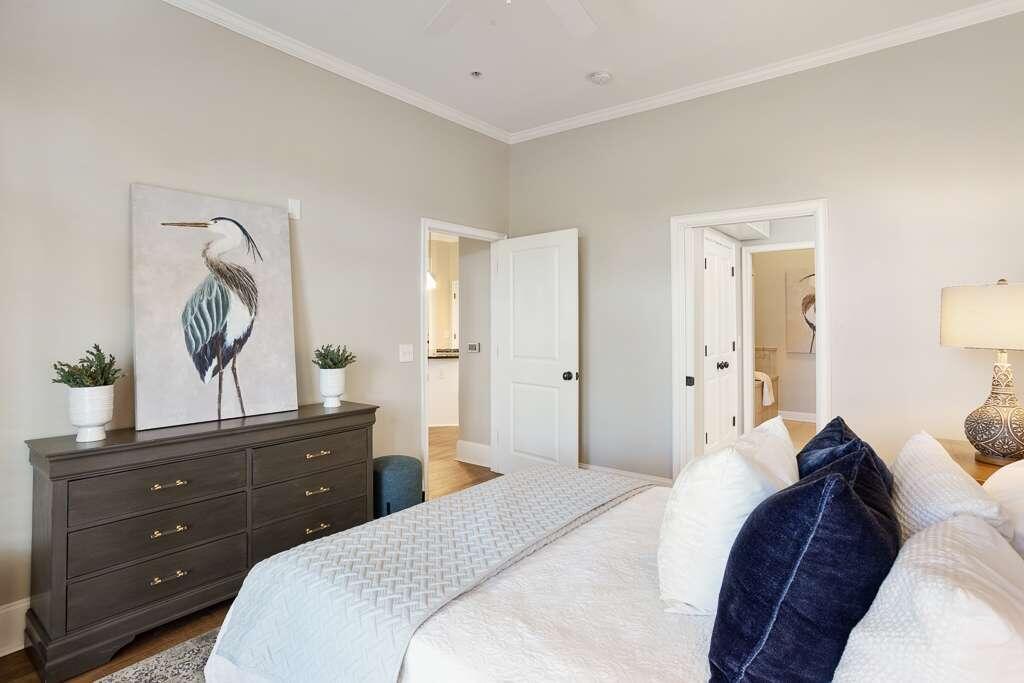 825 Highland Lane NE Unit 1309