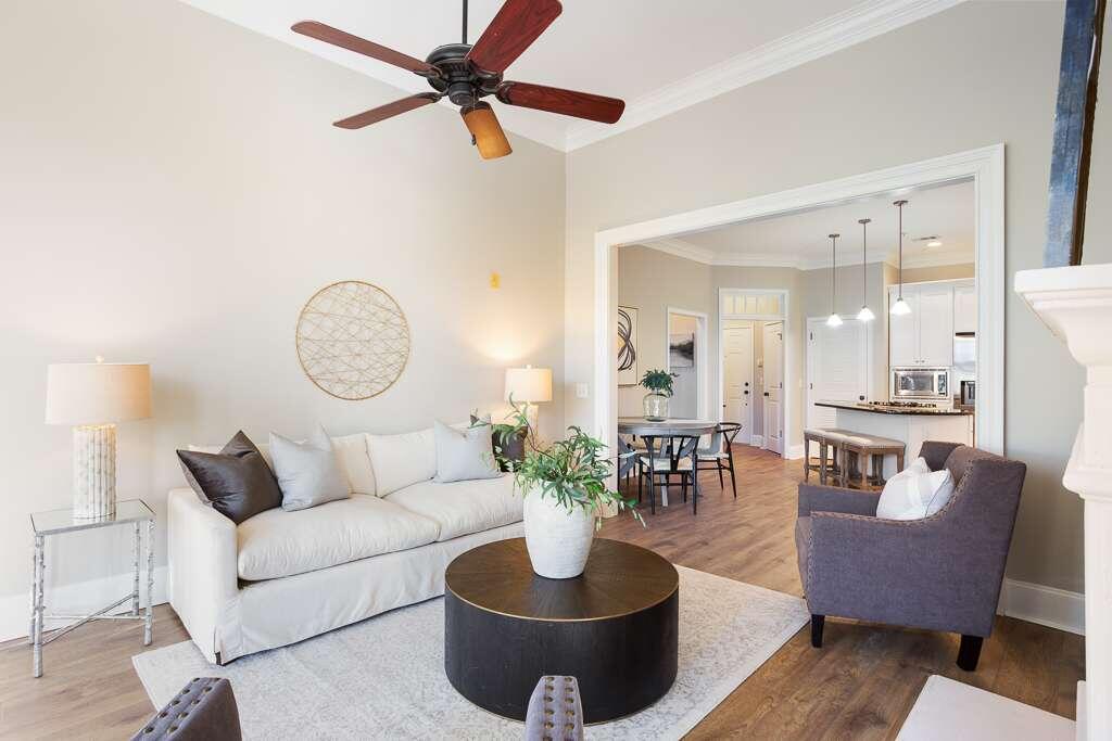 825 Highland Lane NE Unit 1309