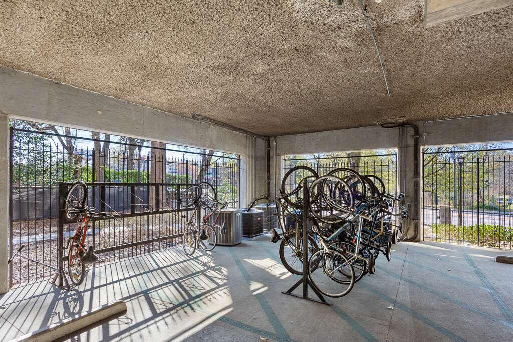 825 Highland Lane NE Unit 1309