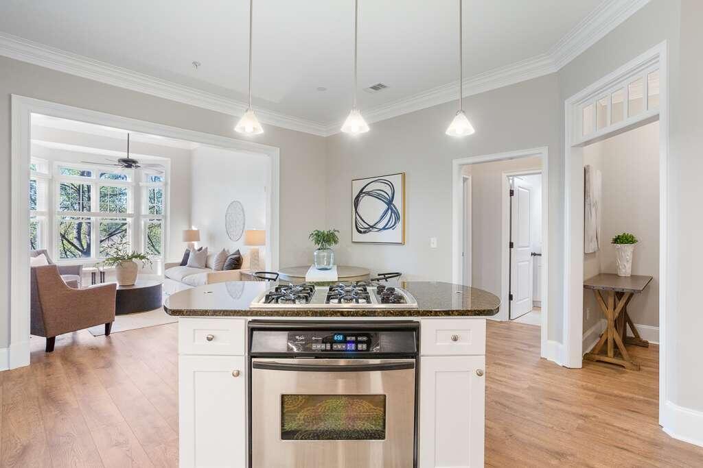 825 Highland Lane NE Unit 1309