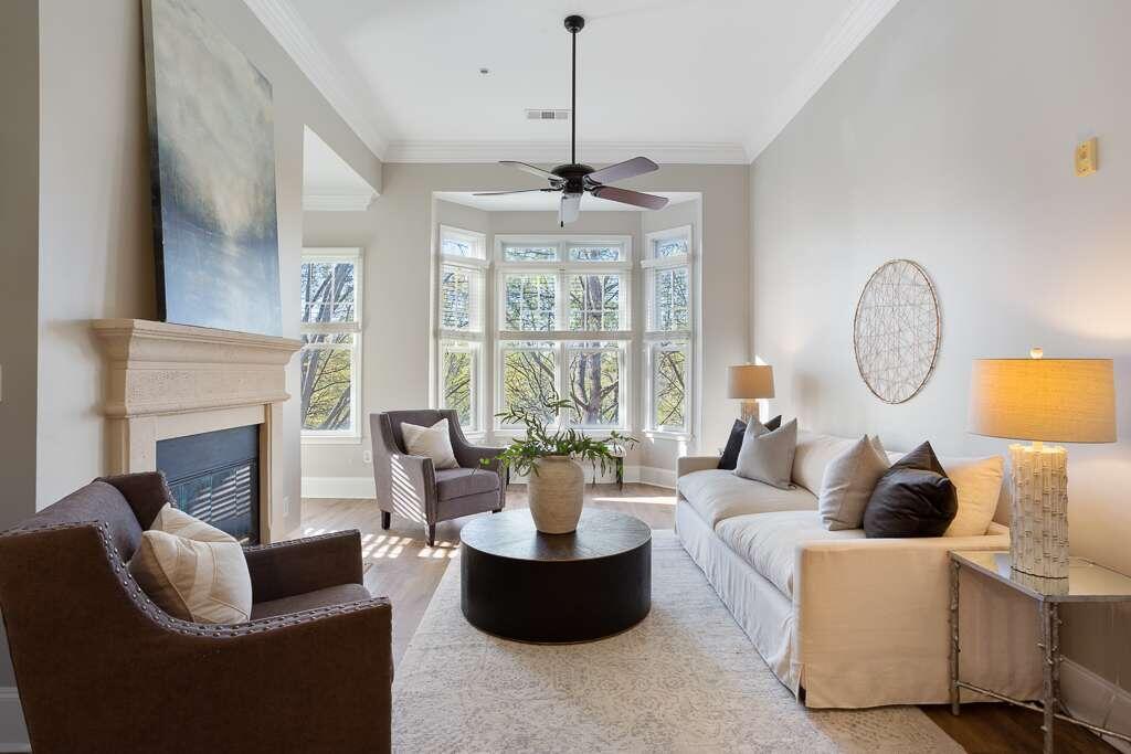 825 Highland Lane NE Unit 1309