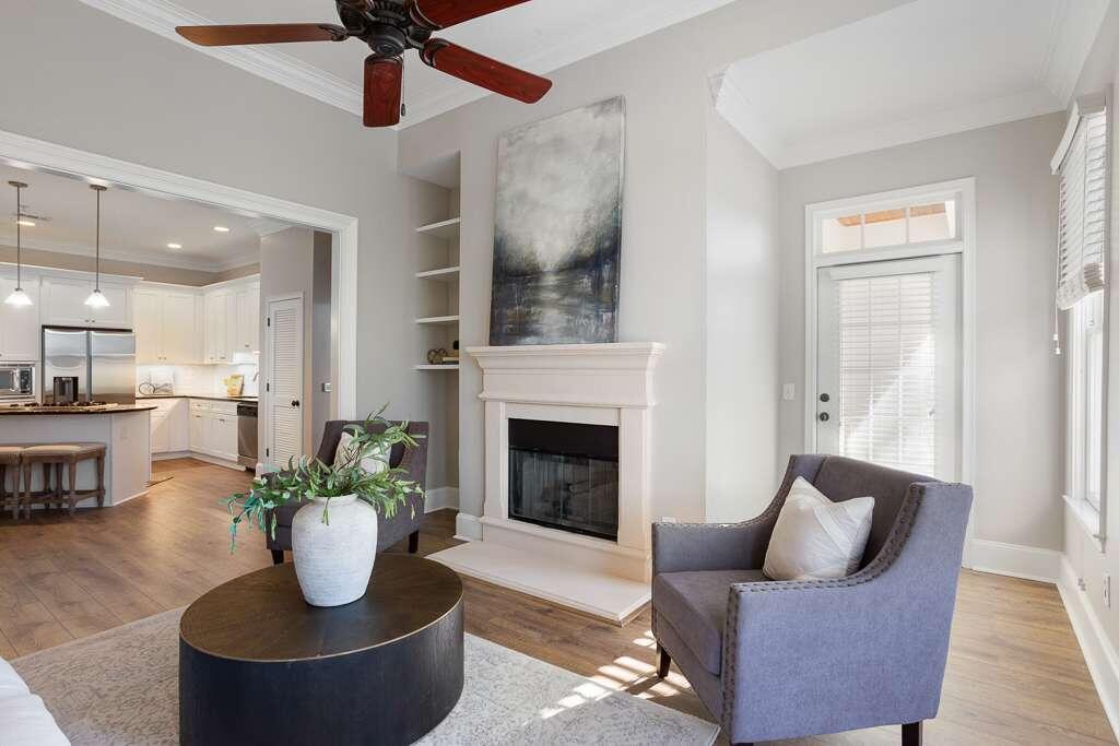 825 Highland Lane NE Unit 1309