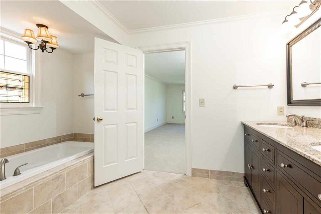 3818 Courtyard Drive SE