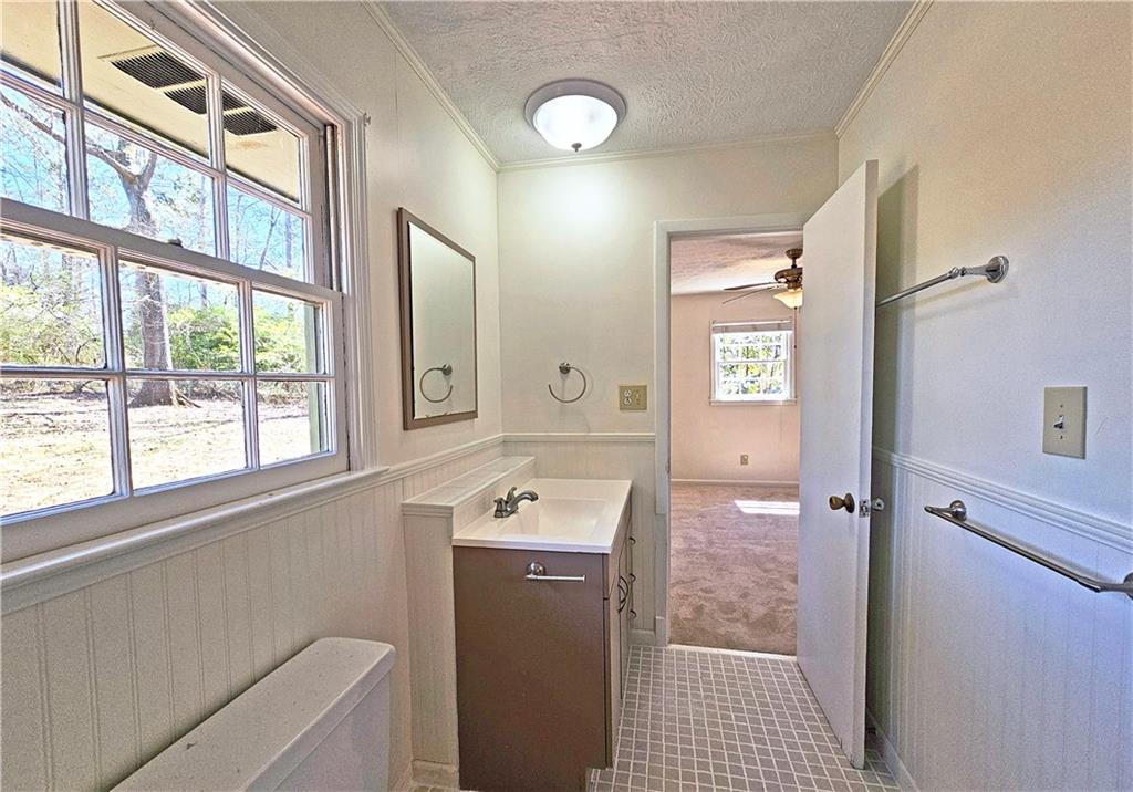 406 Sherwood Drive
