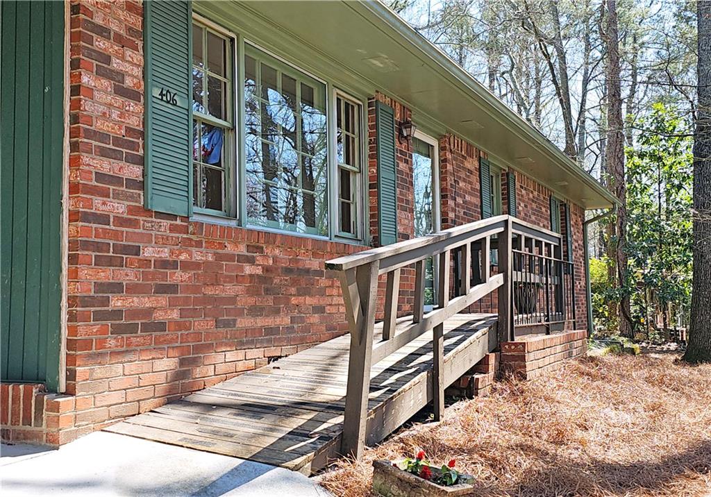 406 Sherwood Drive
