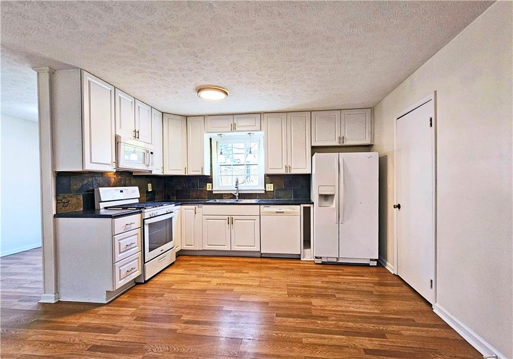 406 Sherwood Drive