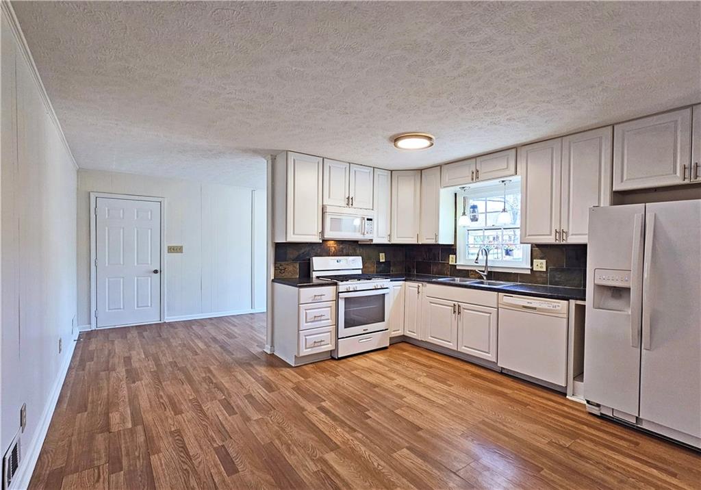 406 Sherwood Drive