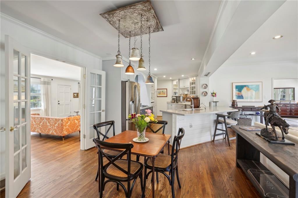 484 Loridans Drive NE