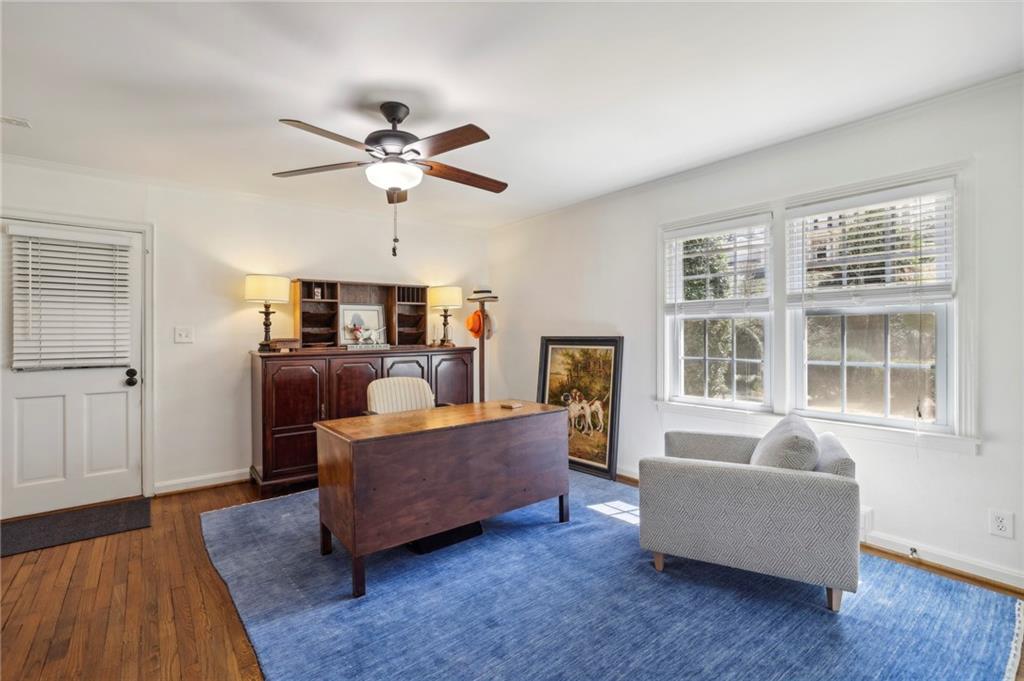 484 Loridans Drive NE
