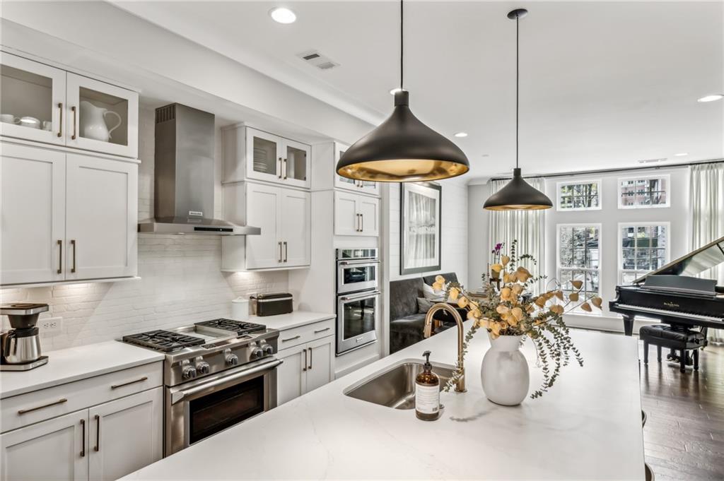 263 Devin Place NE Unit 24