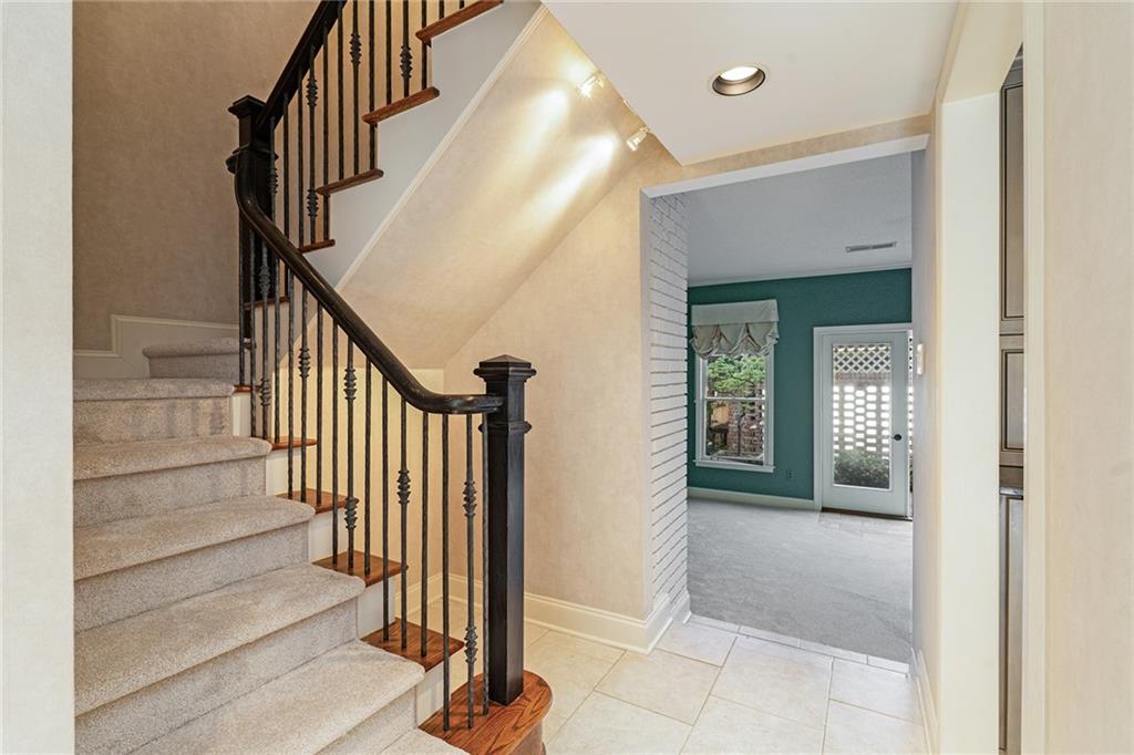 3050 Margaret Mitchell Drive Unit 5