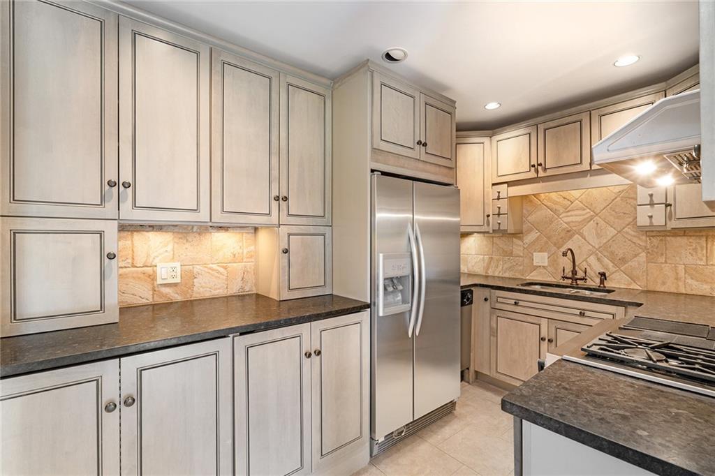 3050 Margaret Mitchell Drive Unit 5