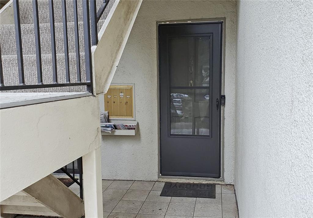 40 GLENALD Way NW