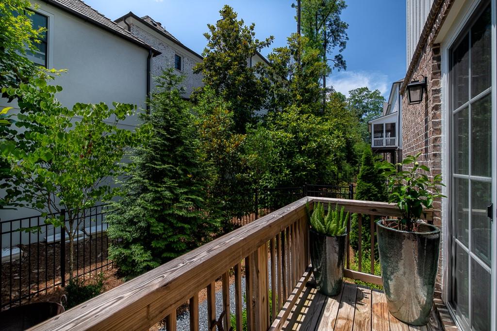375 Rowes Circle