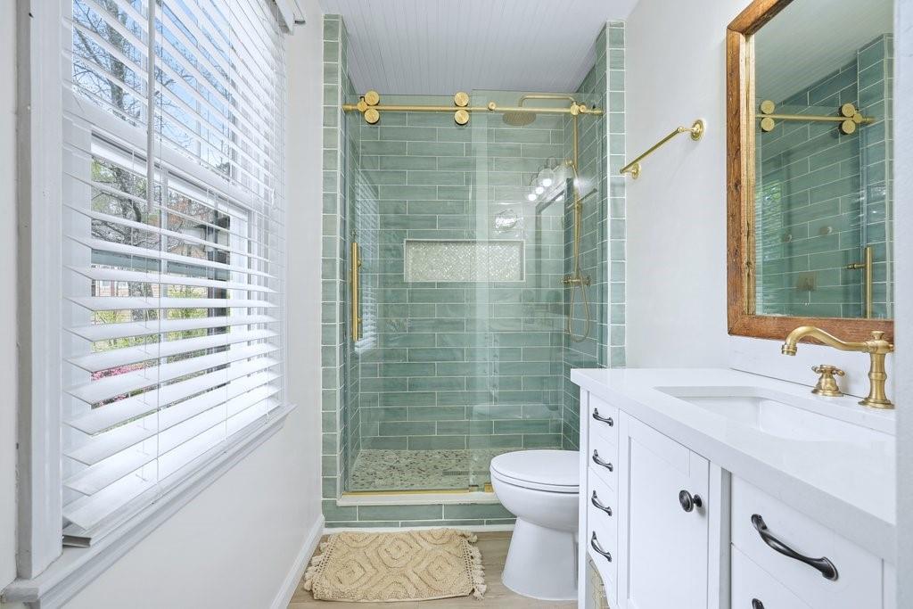 1465 Indian Trail