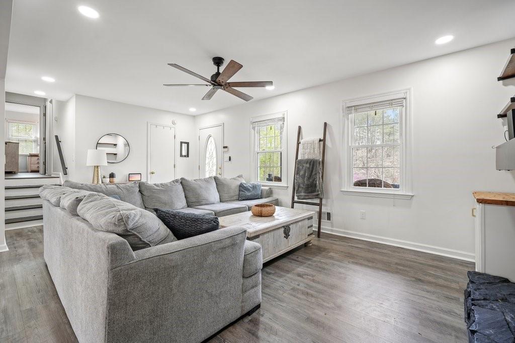 1465 Indian Trail