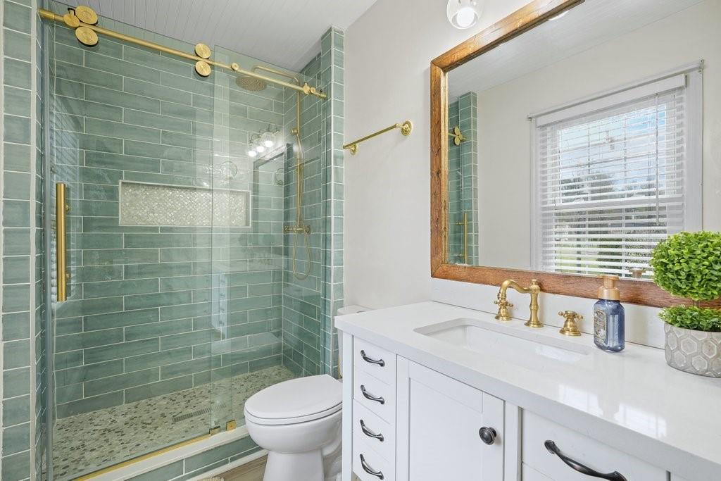 1465 Indian Trail