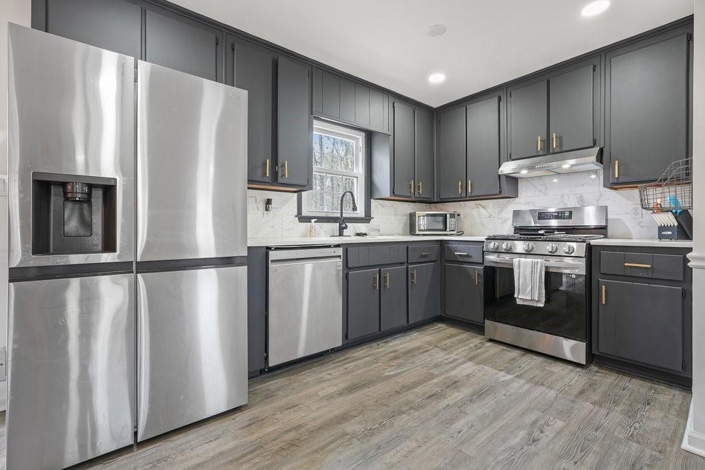 1465 Indian Trail