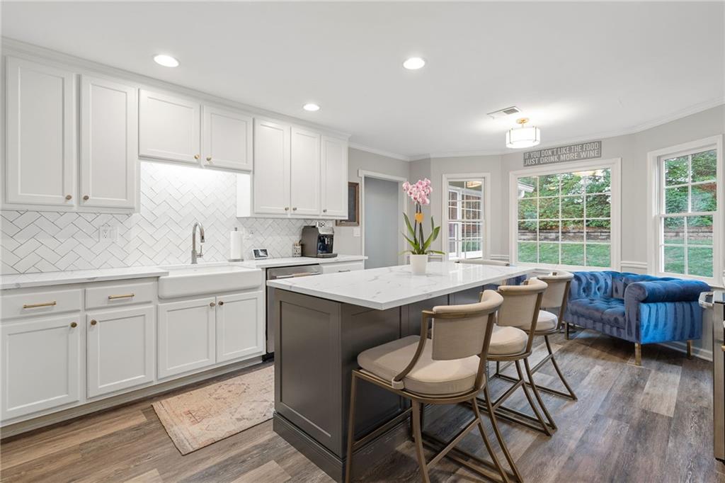 4450 Windsor Oaks Circle