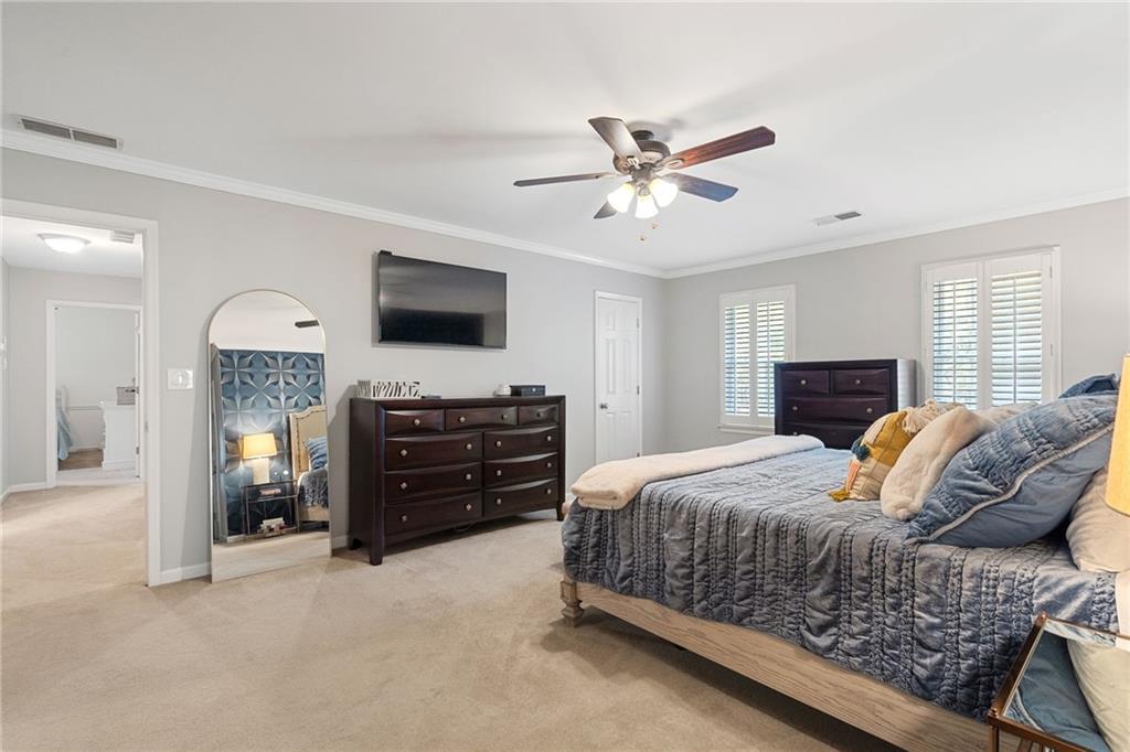 4450 Windsor Oaks Circle
