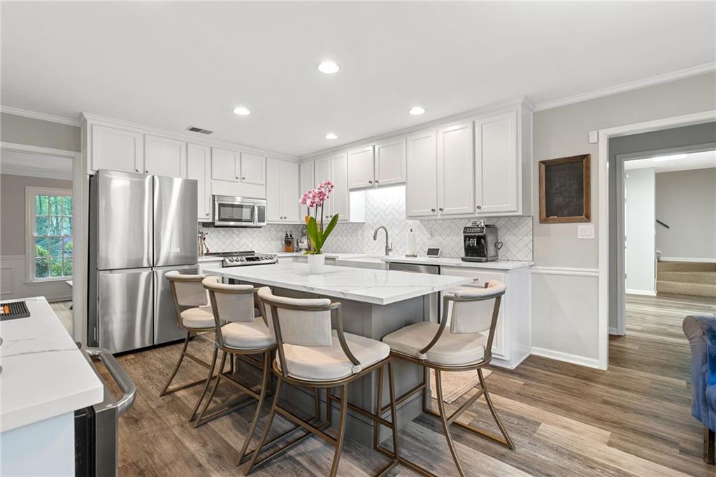 4450 Windsor Oaks Circle