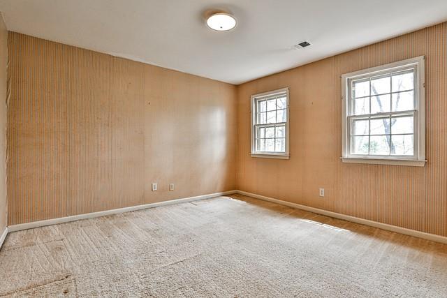 299 Woods Edge Court