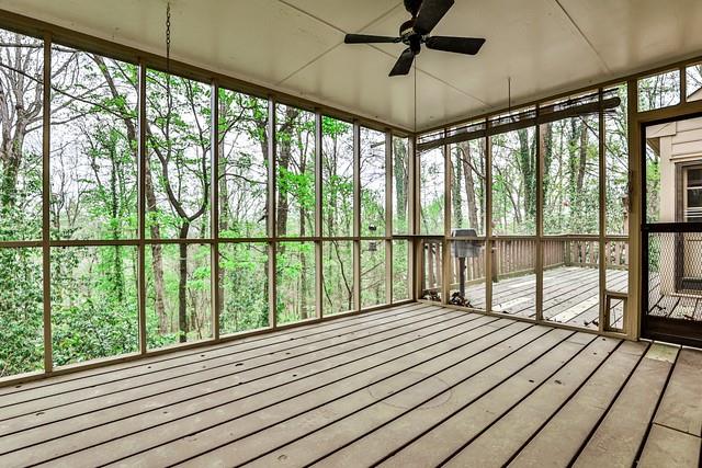299 Woods Edge Court