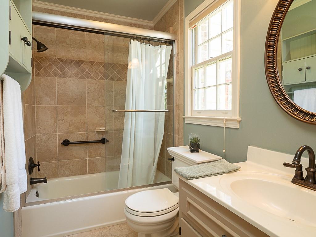 2437 Windon Court