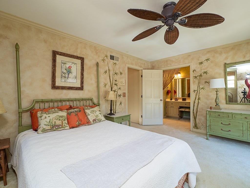 2437 Windon Court