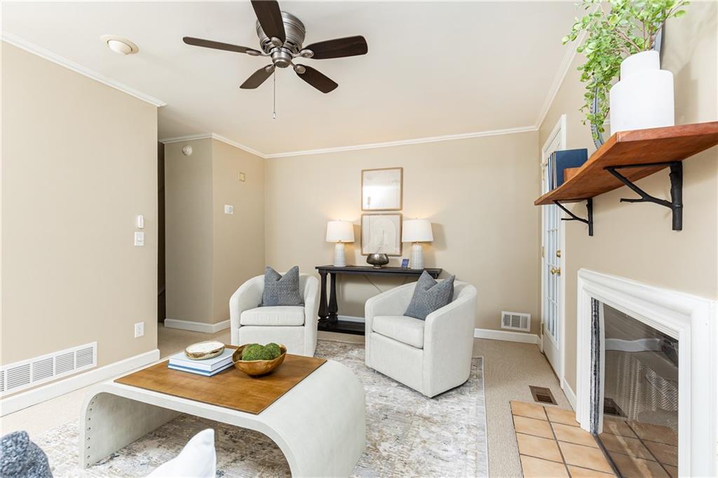 428 Page Avenue NE Unit 18