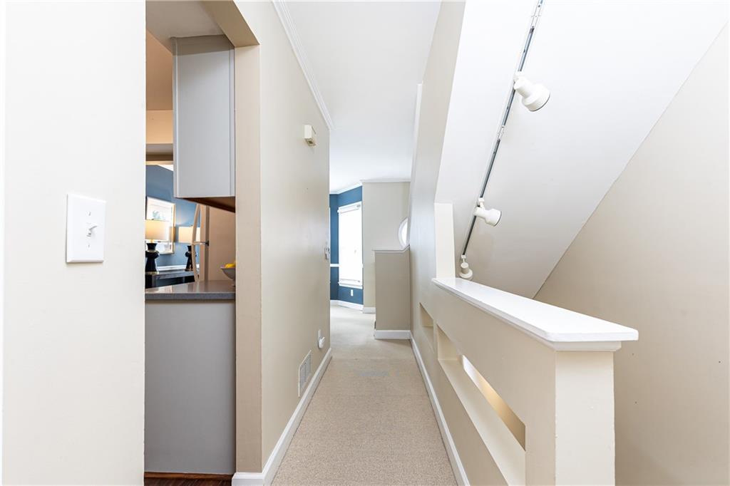 428 Page Avenue NE Unit 18