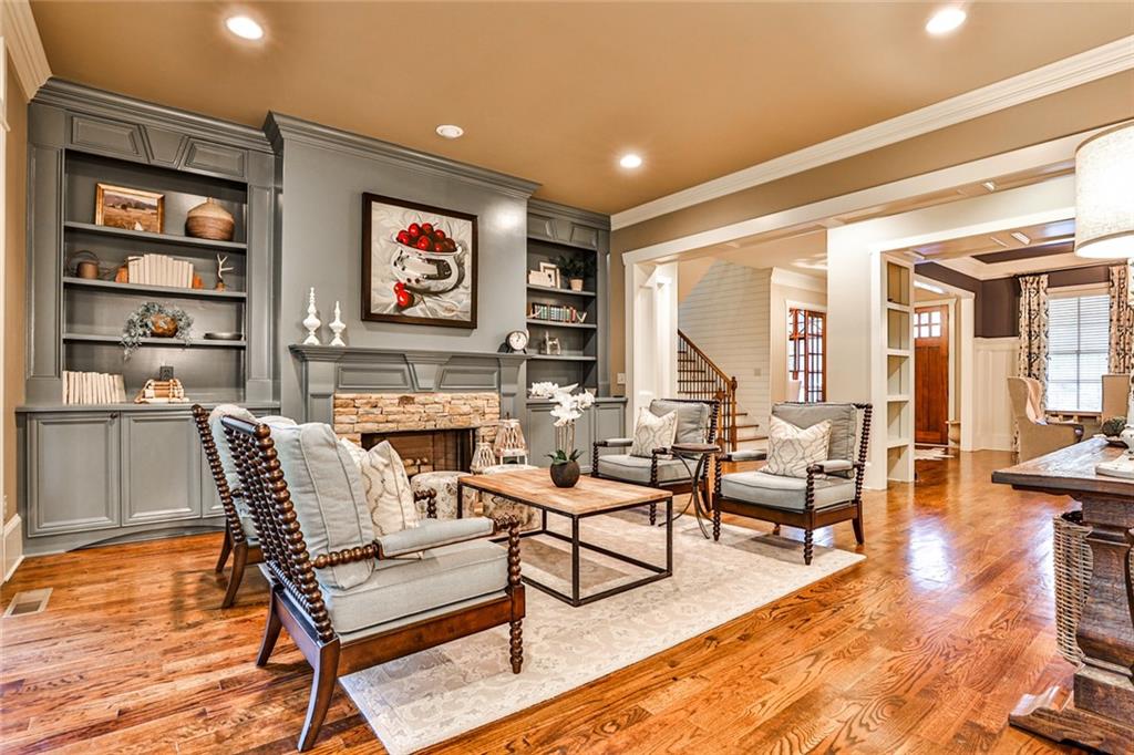 2440 Timberland Creek Trail NE