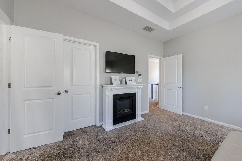 1507 Bungalow Lane NW