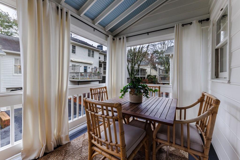 23 Pointe Terrace SE