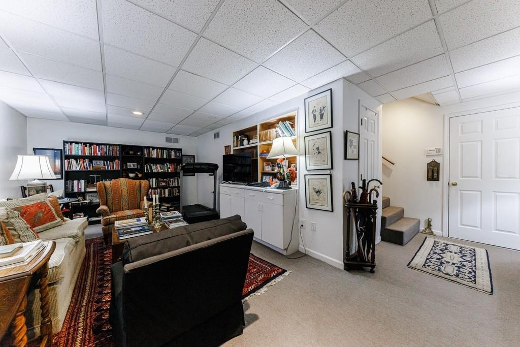 23 Pointe Terrace SE