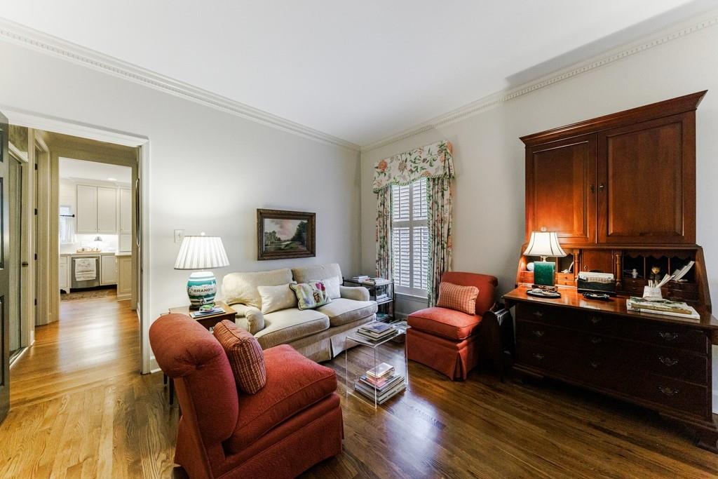 23 Pointe Terrace SE