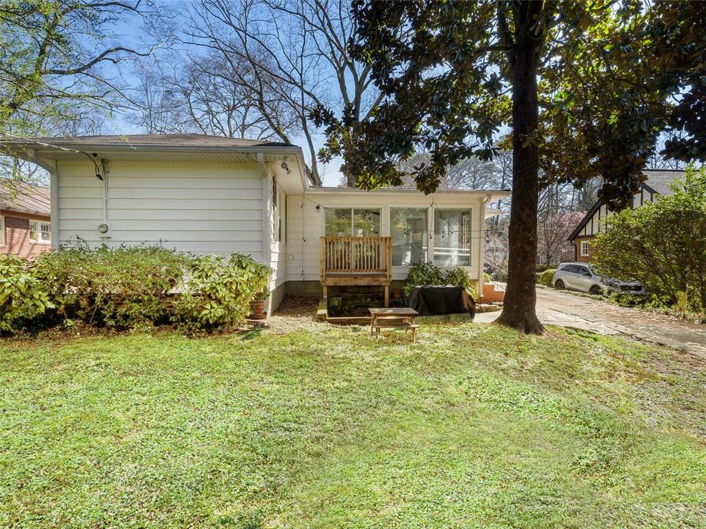 15 Dartmouth Avenue