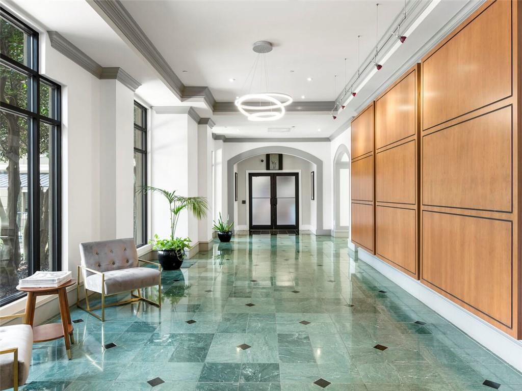 799 Hammond Drive Unit 125