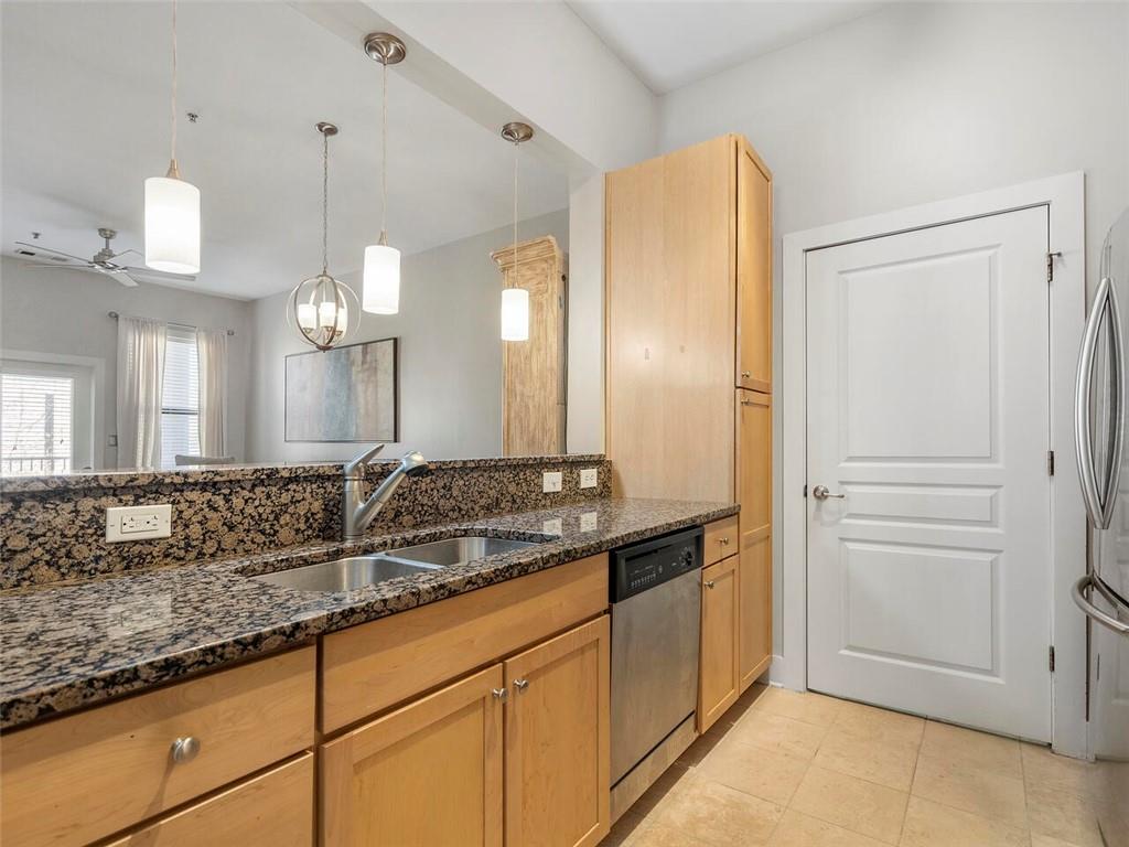 799 Hammond Drive Unit 125