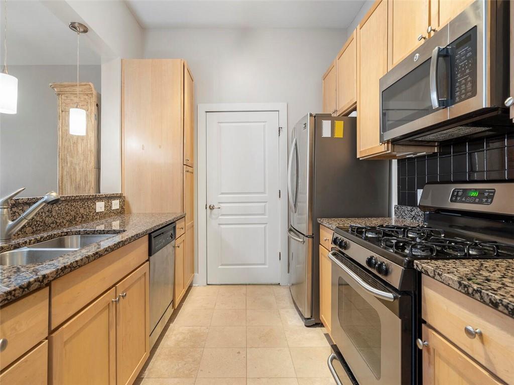 799 Hammond Drive Unit 125