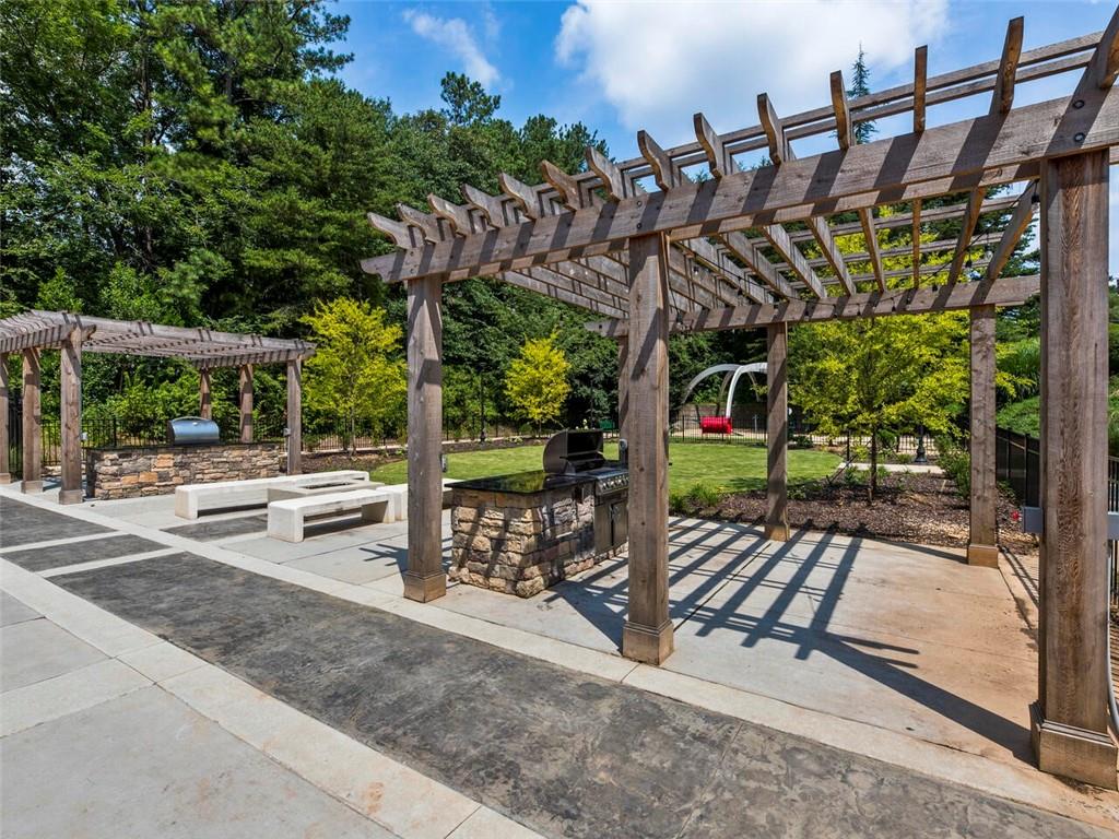 799 Hammond Drive Unit 125
