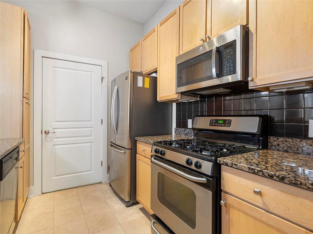 799 Hammond Drive Unit 125