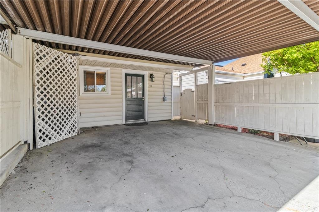 611 Serramonte Drive