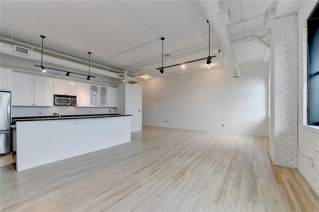 3180 Mathieson Drive NE Unit 809